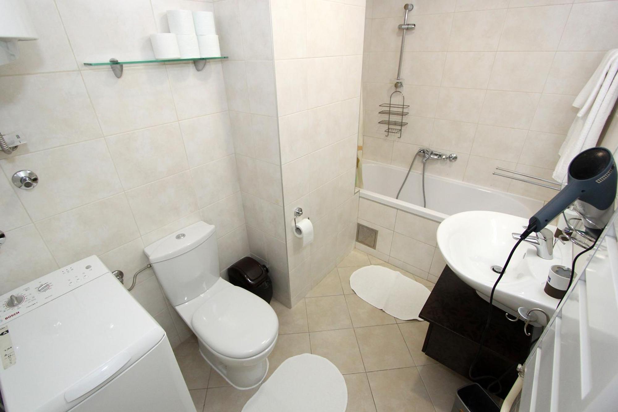 New Belgrade Apartments, Parking 5 Eur Per Day エクステリア 写真