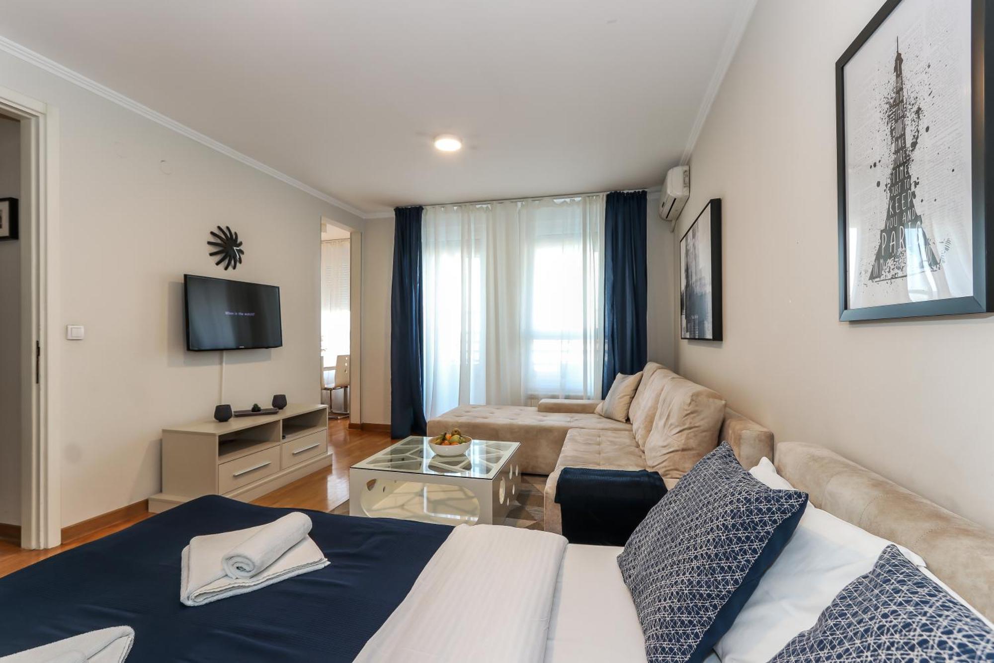 New Belgrade Apartments, Parking 5 Eur Per Day エクステリア 写真