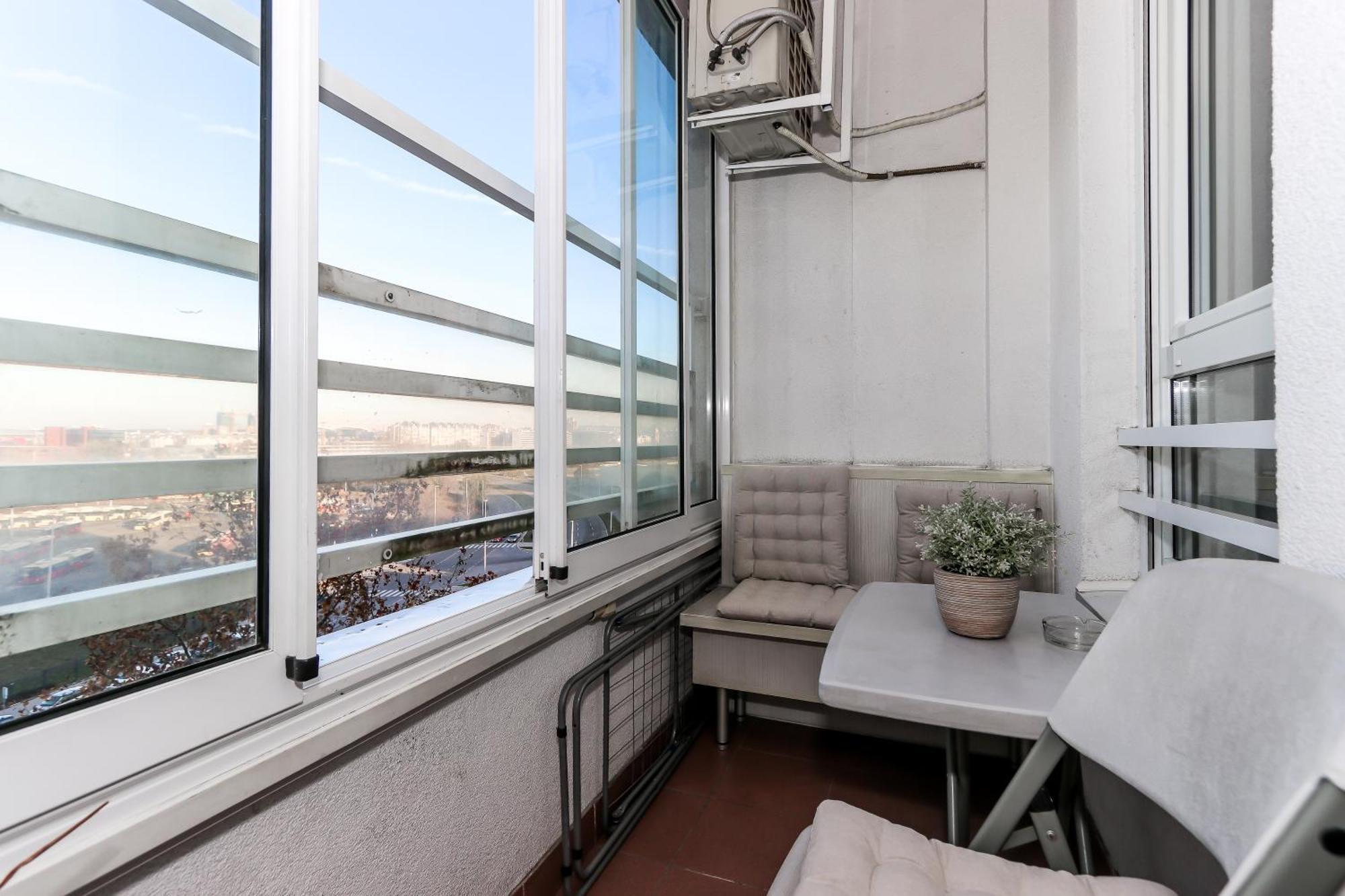 New Belgrade Apartments, Parking 5 Eur Per Day エクステリア 写真