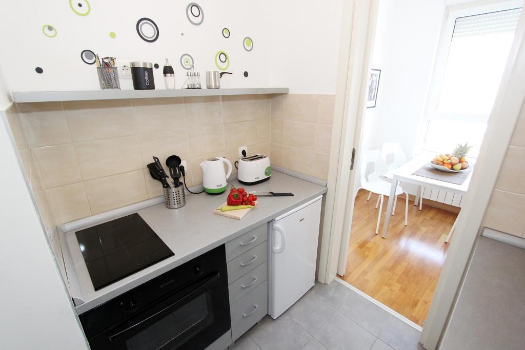 New Belgrade Apartments, Parking 5 Eur Per Day 部屋 写真